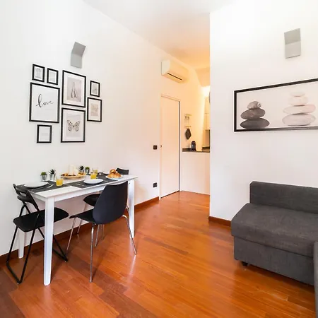 Citylife-Fiera New Apartment - Wifi & Netflix-3